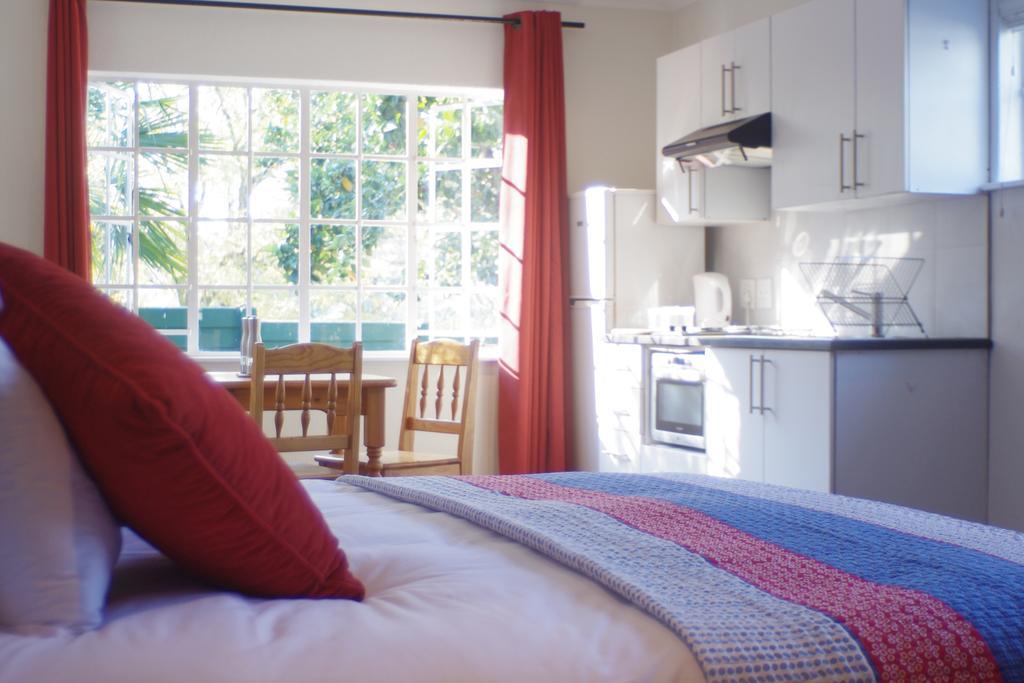 Pepper Tree Guest House Rivonia Сандтън Екстериор снимка